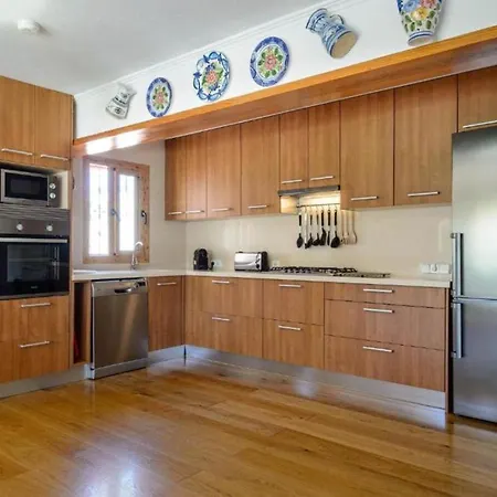 New! Safres Raco Villa